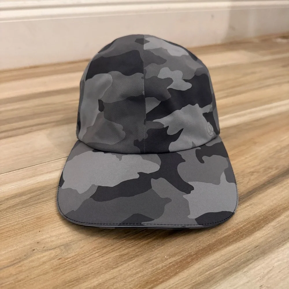 Lululemon Fast and Free Run Hat Grey Camo Adjustable Reflective Running Cap OS
